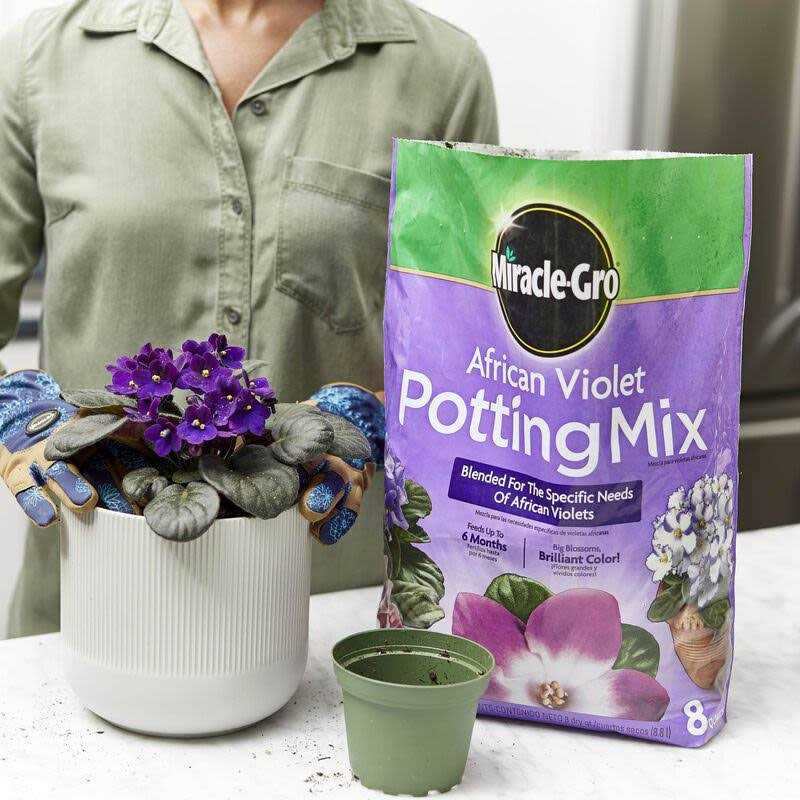 Miracle Gro Potting Mix - Image 5